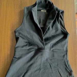 Wet dry warm lululemon top